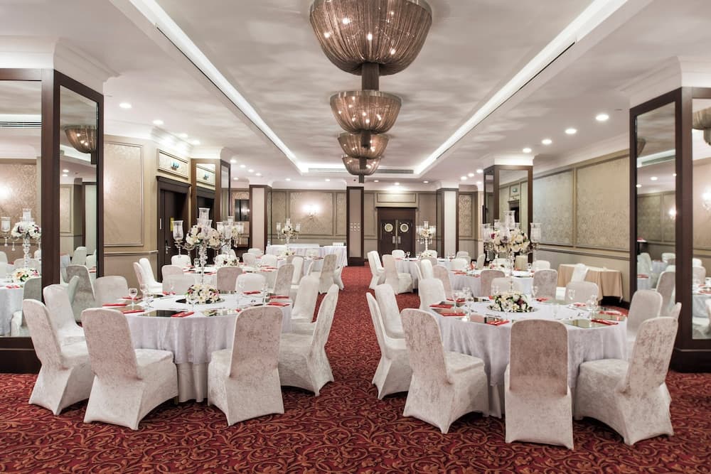 Holiday Inn Istanbul Sisli by IHG — 28