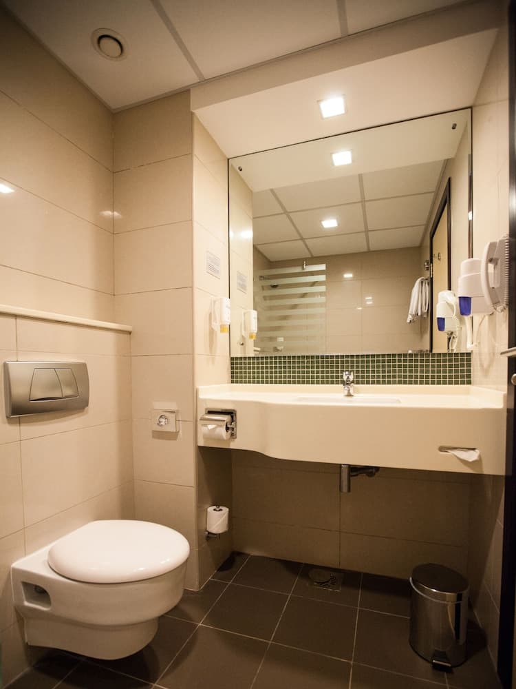 Citymax Hotel Al Barsha at the Mall — 18