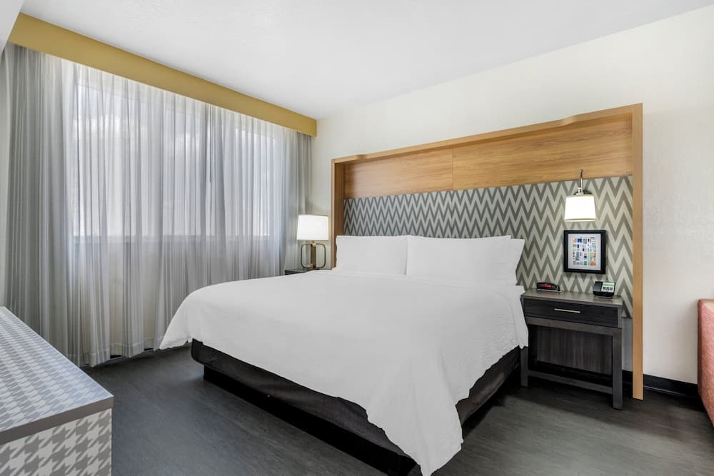 Holiday Inn Orlando International Dr-ICON by IHG — 16