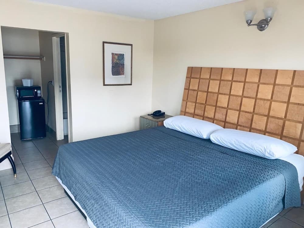 Hotel Galaxy — 12