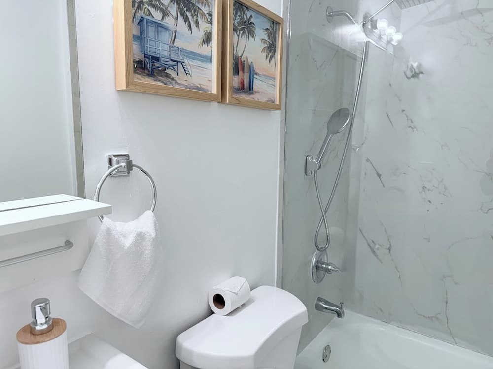 Renzzi Villas — 13