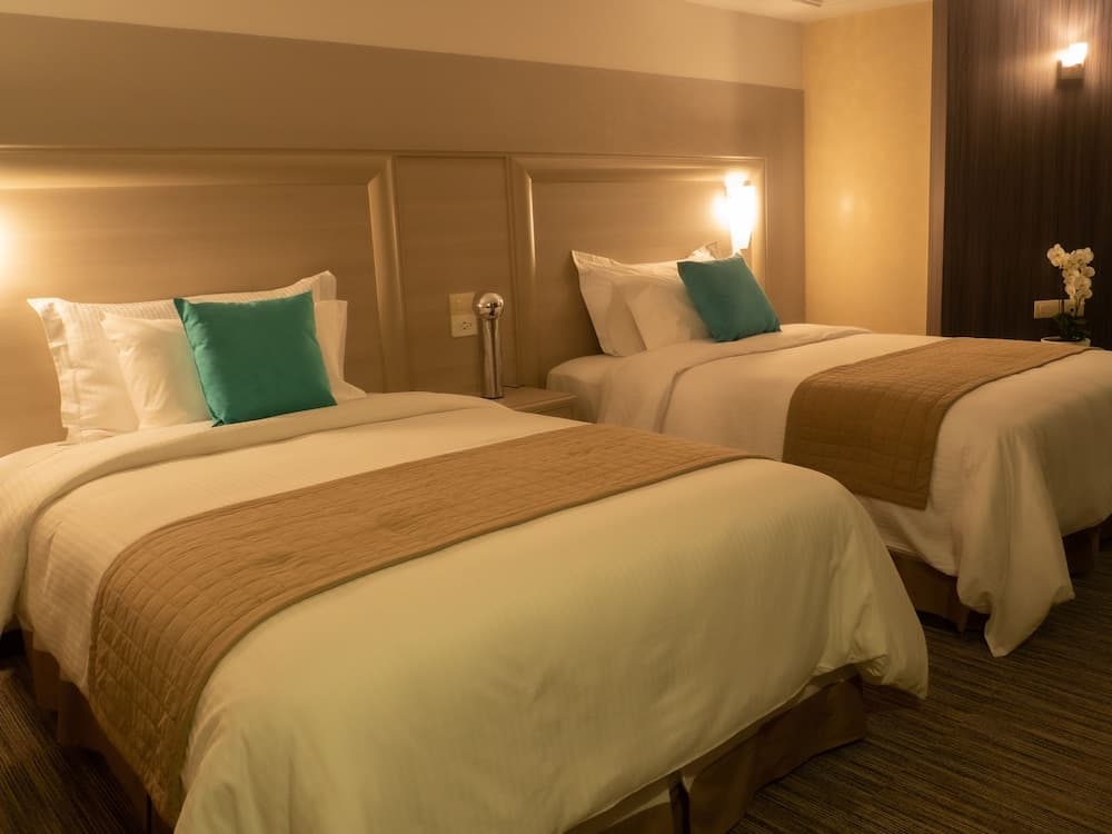 Hotel Marbella — 12