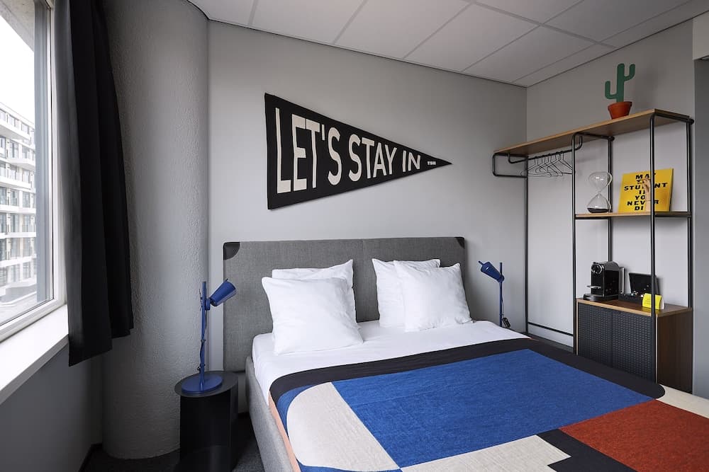 The Social Hub Amsterdam West 4 — 7