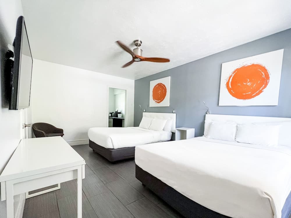 Winterset A North Beach Village Resort Hotel — 19