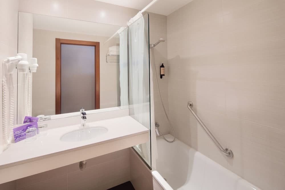 Hotel Lugano — 6