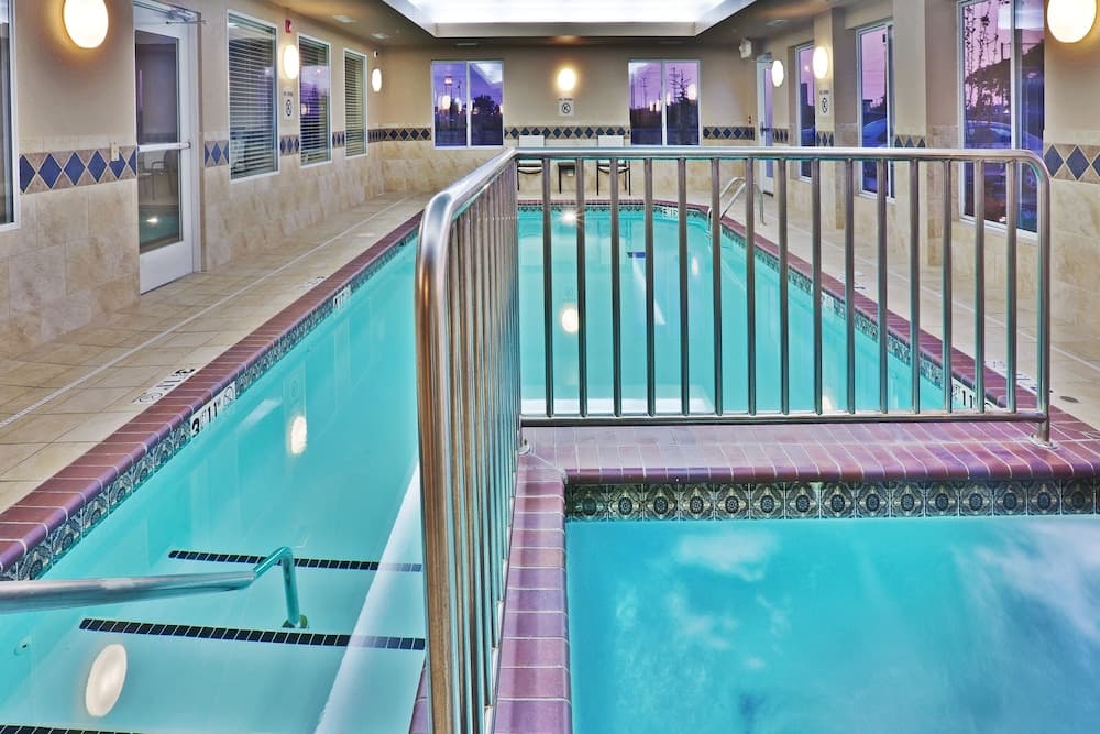 Holiday Inn Express & Suites Miami, ein IHG Hotel — 27