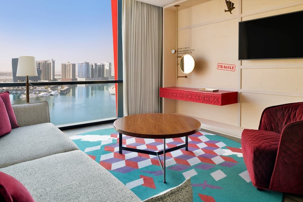 Hotel Indigo Dubái Centro de la Ciudad by IHG — 2