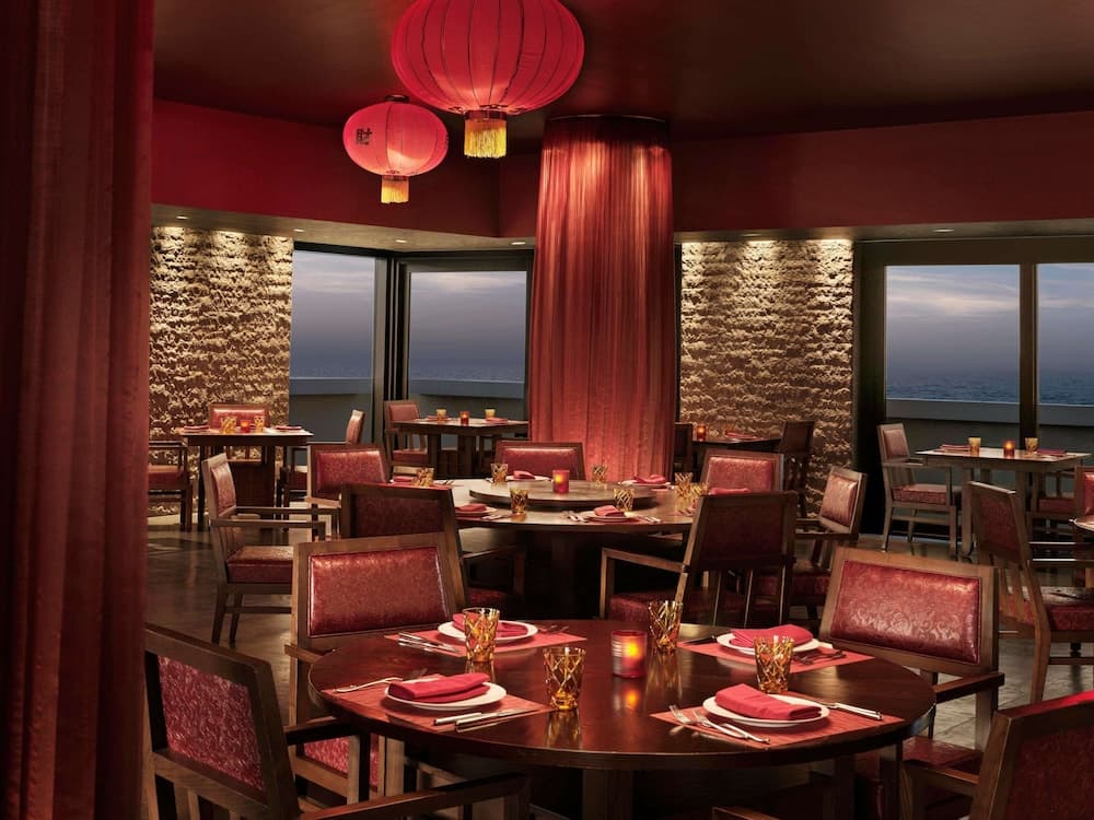 Sofitel Dubai The Palm Resort & Spa — 22
