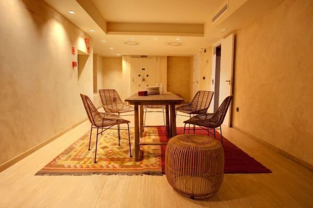 TOC Hostel and Suites Madrid — 11