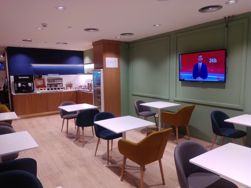 Air Rooms Madrid by HelloSky — 10