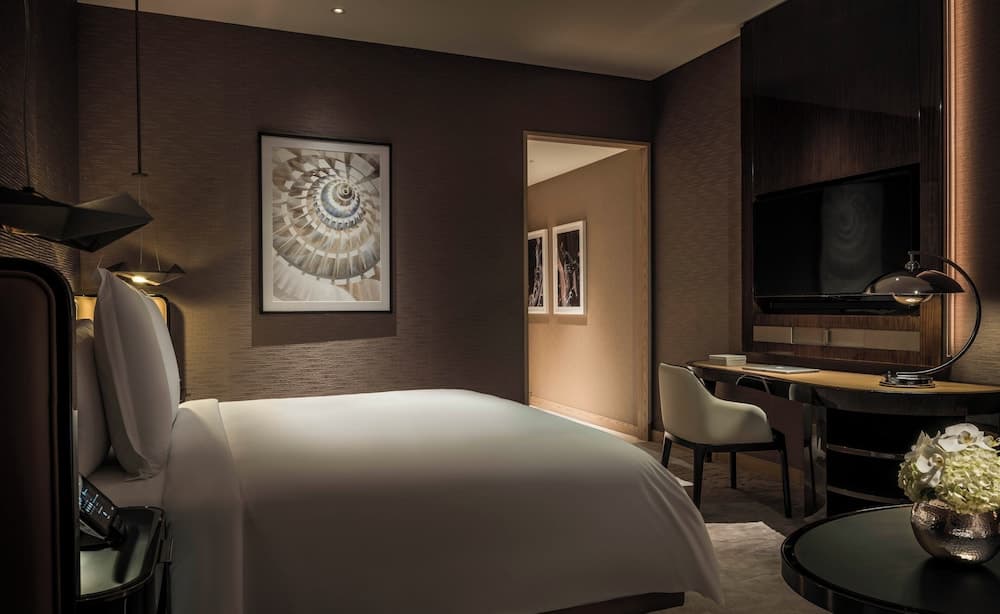 Four Seasons Hotel Dubai International Financial Centre — 19