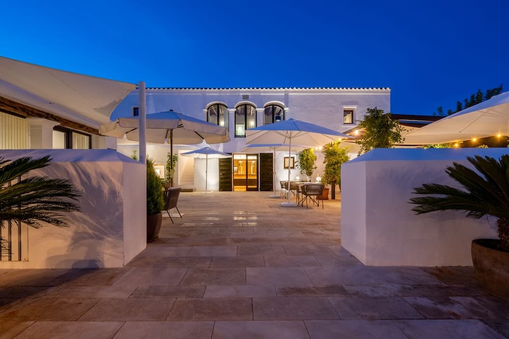 Safragell Ibiza Suites & Spa — 14