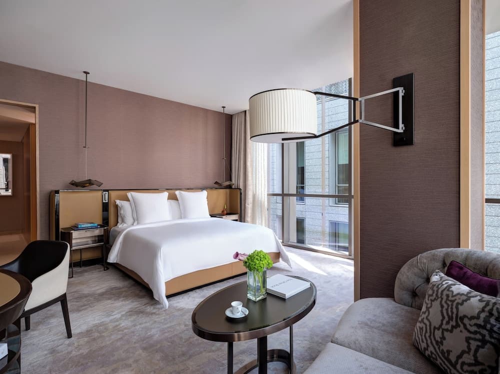 Four Seasons Hotel Dubai International Financial Centre — 25