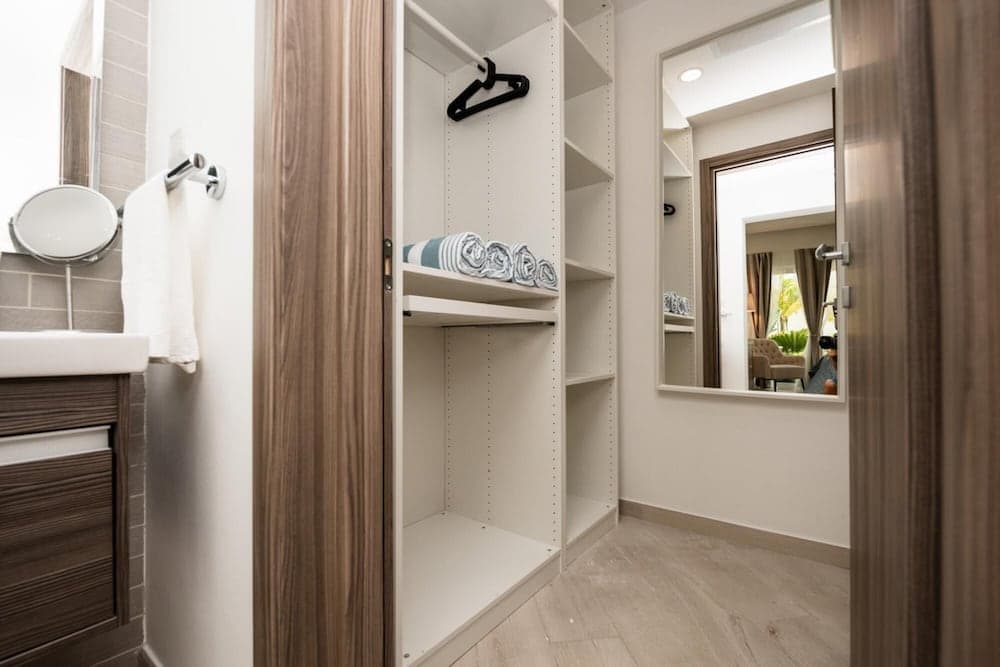 Stylish 3-bedroom Apartment Near the Bavaro Beach — 3