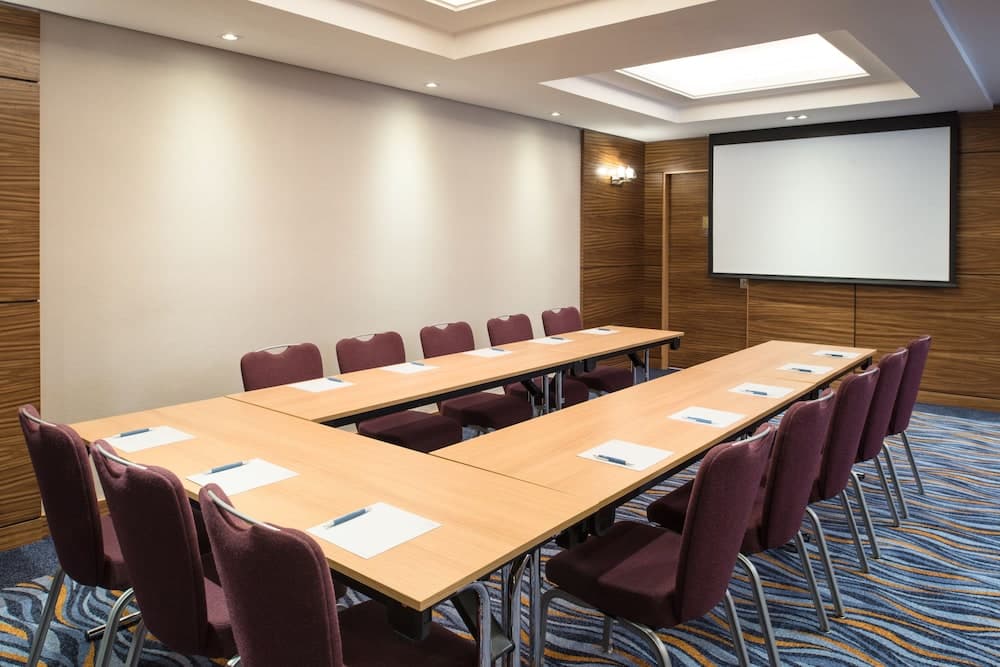 Four Points by Sheraton Bur Dubai — 6