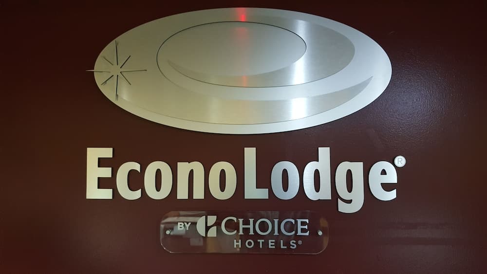 Econo Lodge Busch Gardens — 25