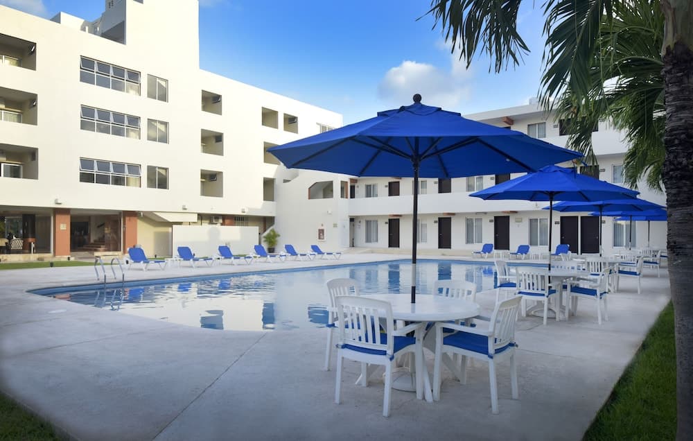 Hotel Bonampak — 18