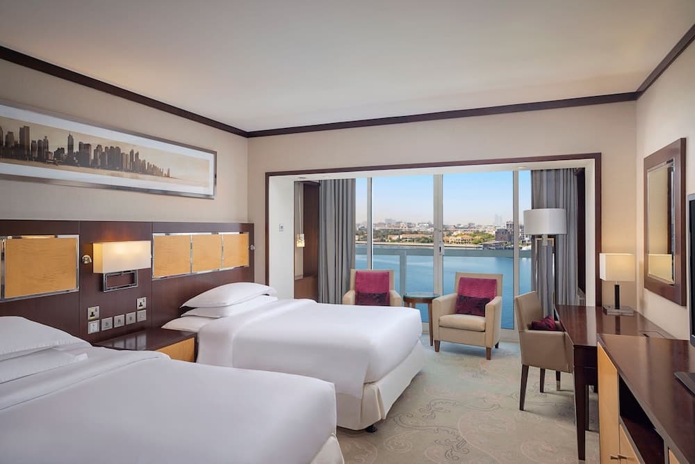 Sheraton Dubai Creek Hotel & Towers — 24
