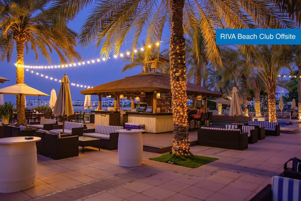Mövenpick Hotel Jumeirah Lakes Towers — 6