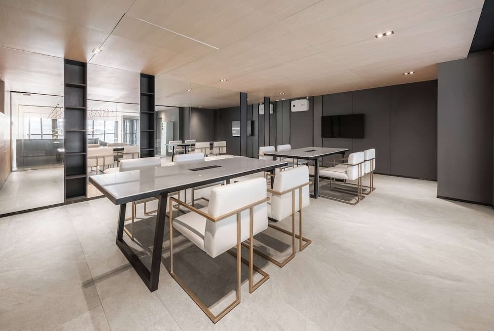 Ramada by Wyndham Bangkok Sukhumvit 87 — 8