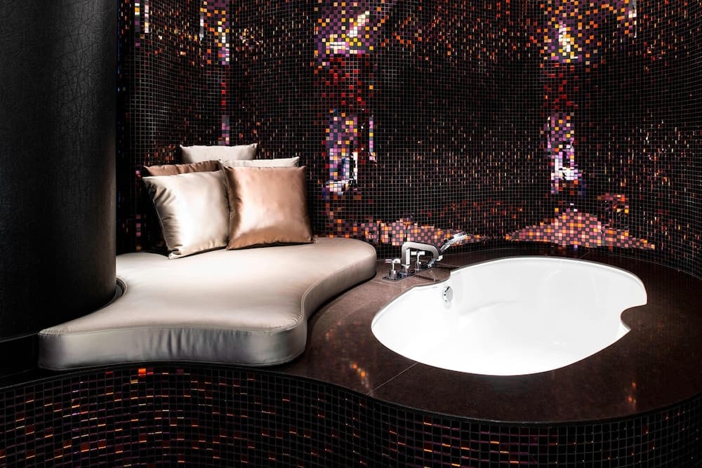 W Dubai - The Palm — 19