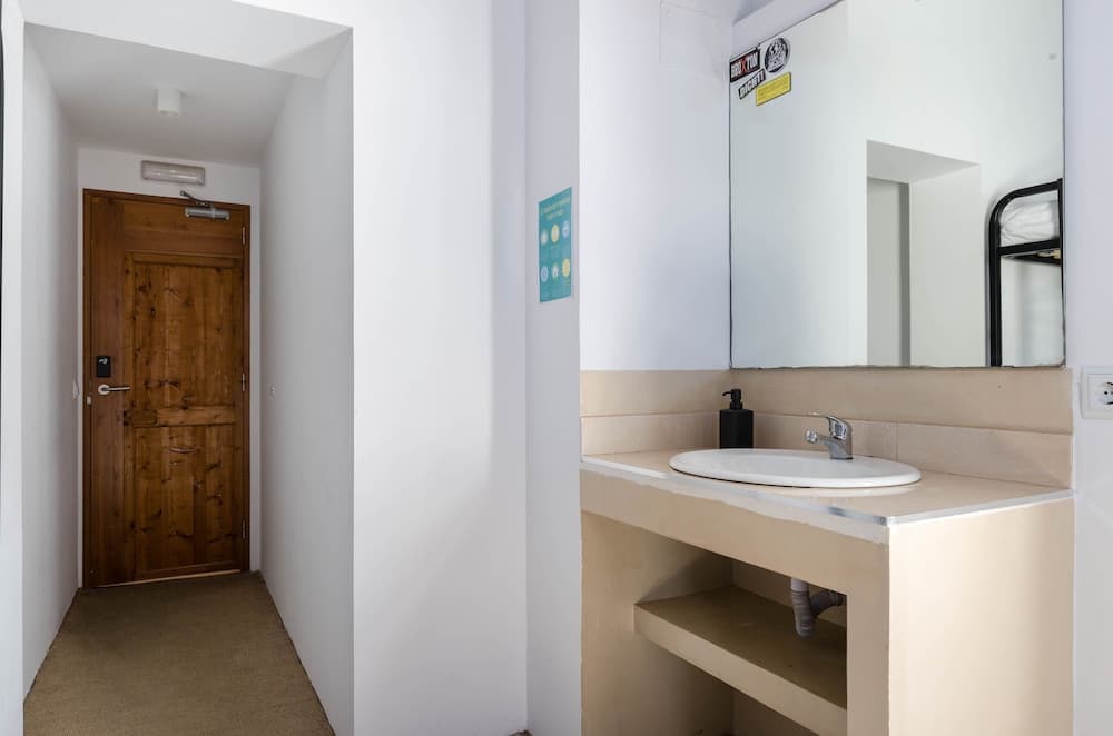 Urban Hostel Palma Albergue Juvenil — 19