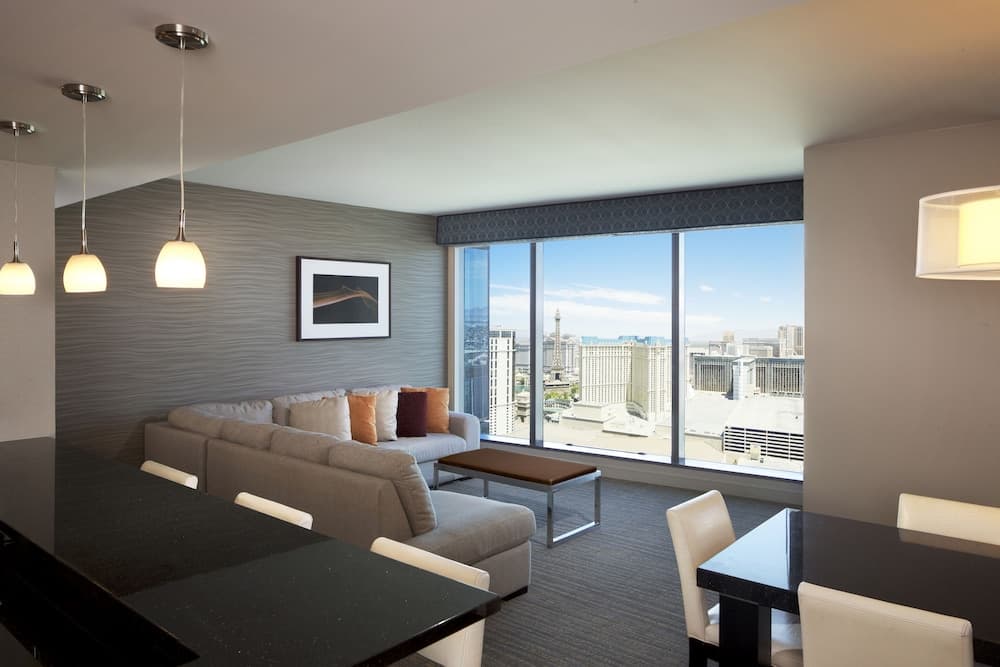 Hilton Grand Vacations Club Elara Center Strip Las Vegas — 16