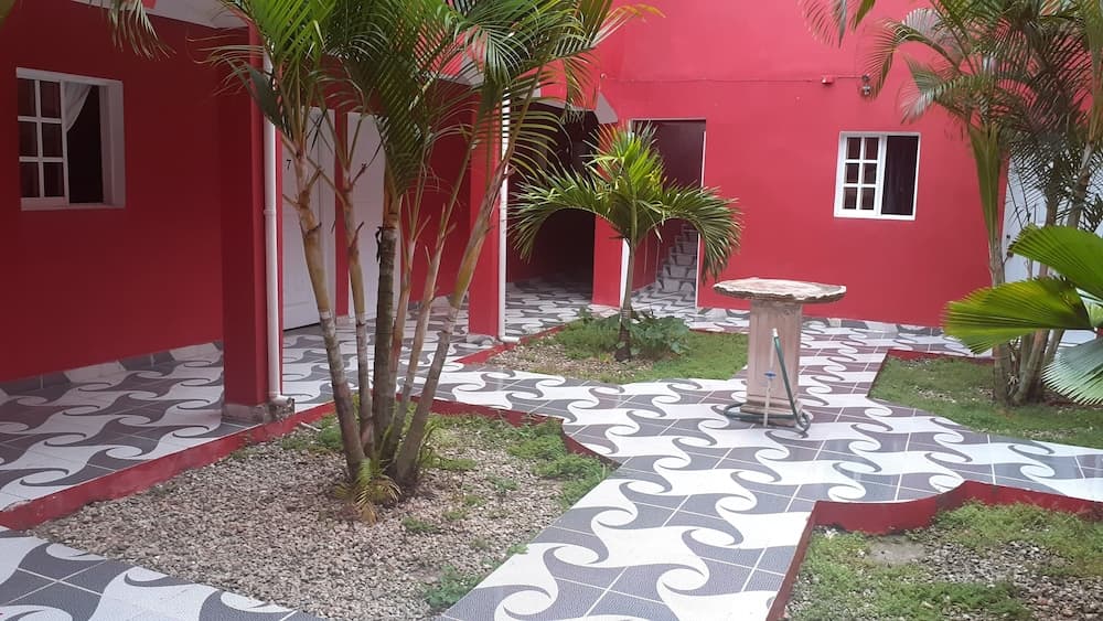 Hotel Punto 4 — 25