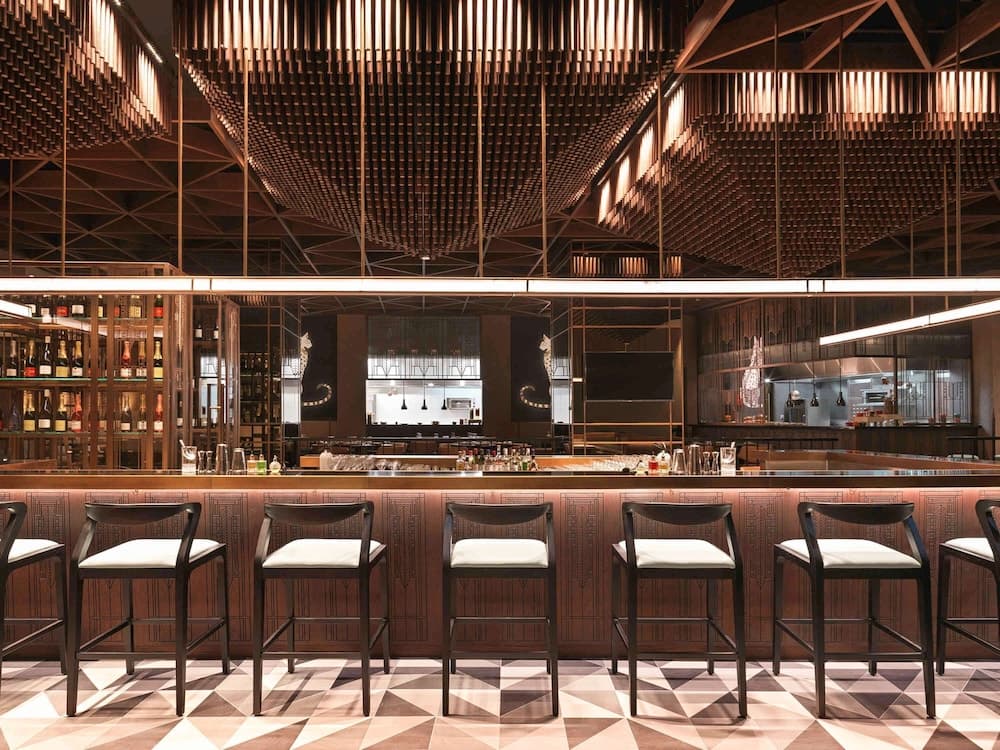 Sofitel Dubai Der Obelisk — 30