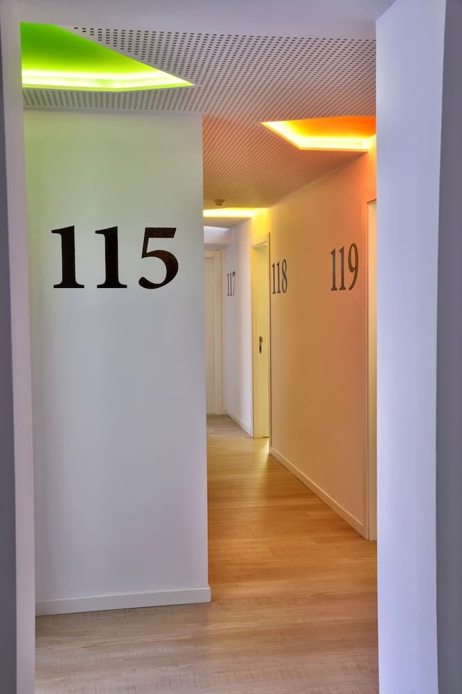 Hotel Boutique Atarazanas Málaga — 10