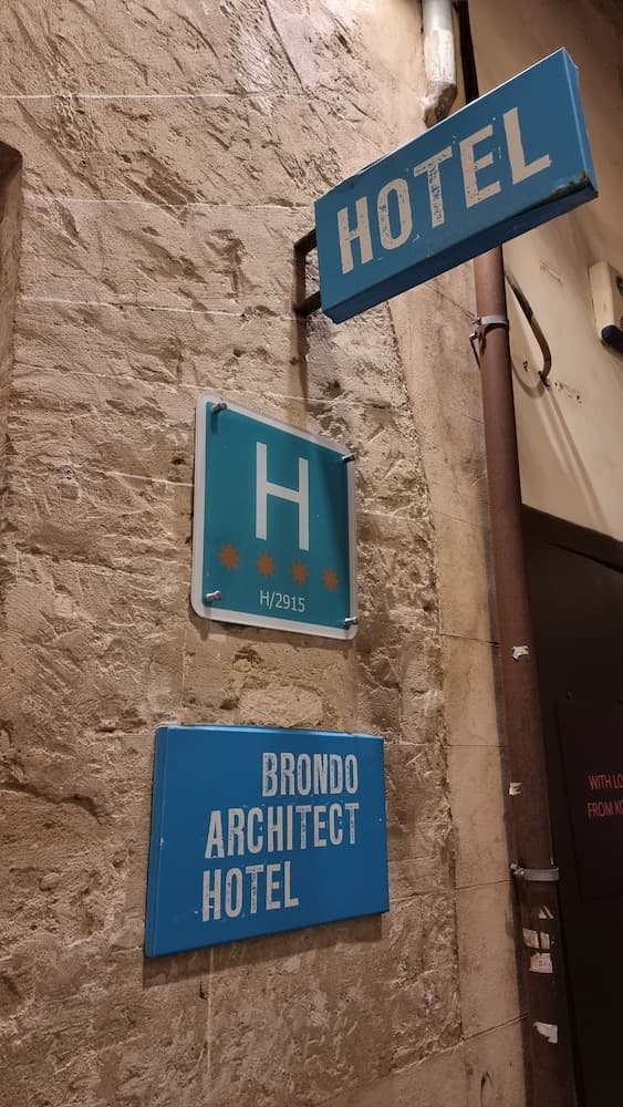 Brondo Architect Hotel — 14