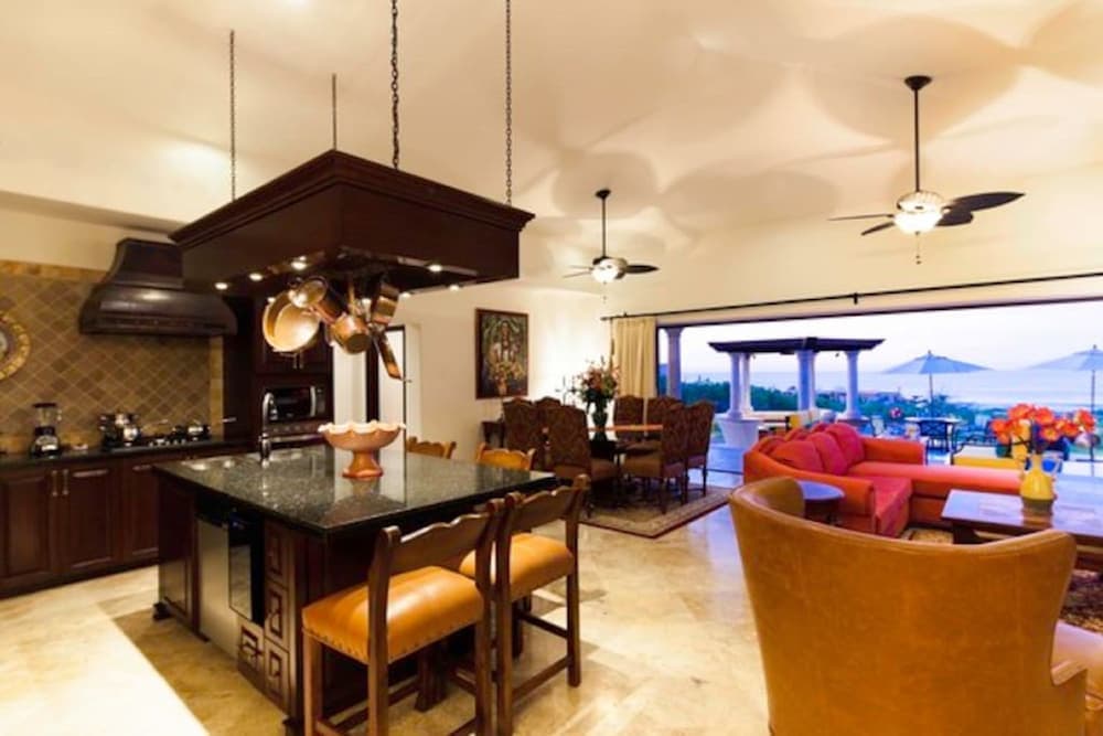 3BR Great View Luxury Villa at Cabo San Lucas — 14