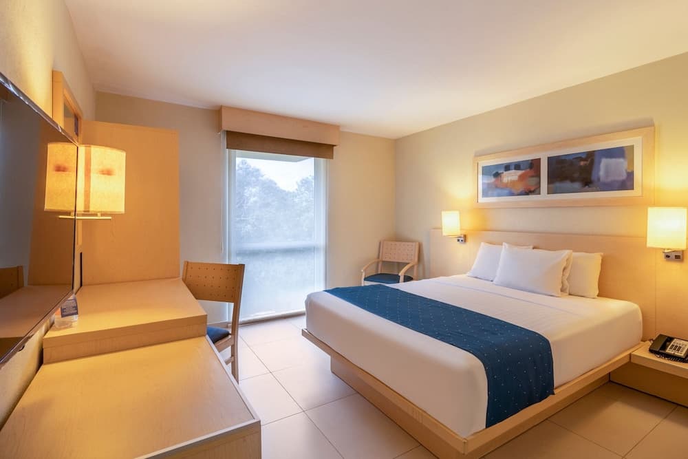 City Express by Marriott Playa Del Carmen — 11