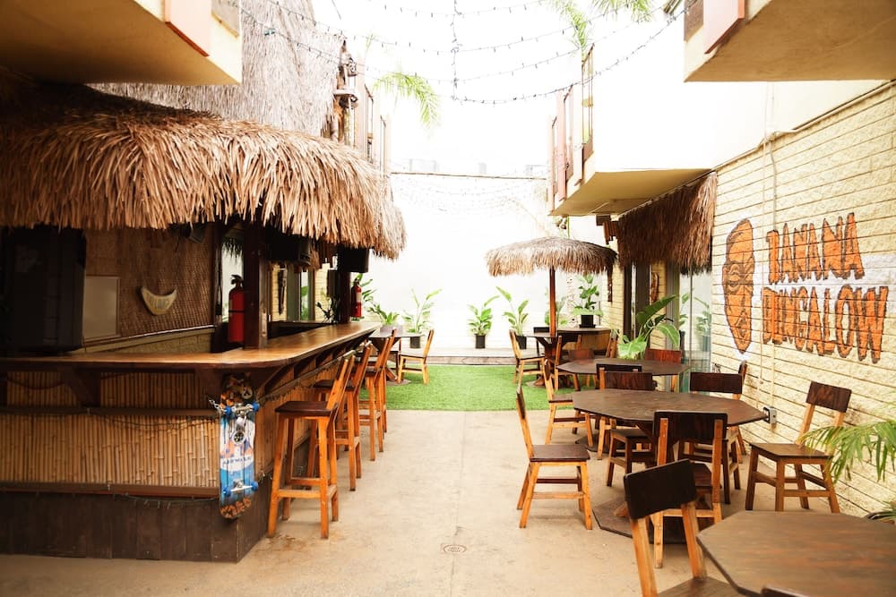 Vibe Hotel West Hollywood — 10