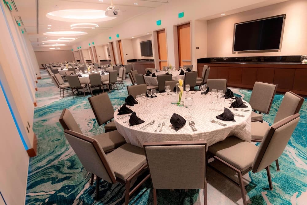 Renaissance Cancun Resort & Marina — 9