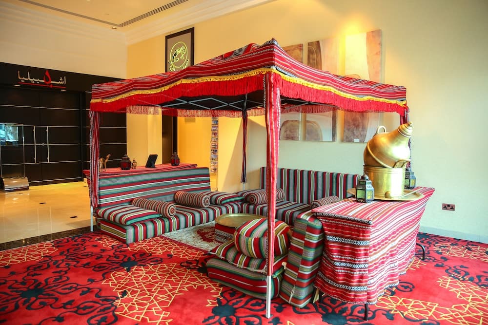 Ramada Plaza by Wyndham Dubai Deira — 12