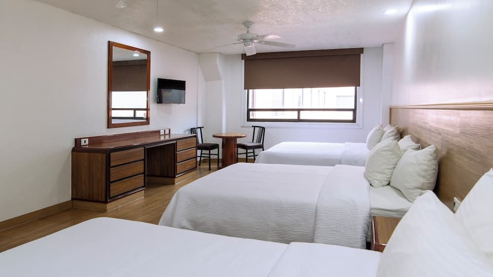 Hotel San Lucas — 13