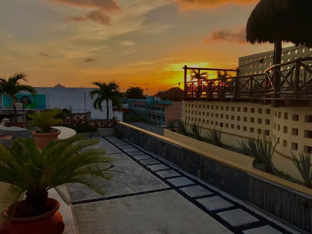 Hotel Cielo — 15