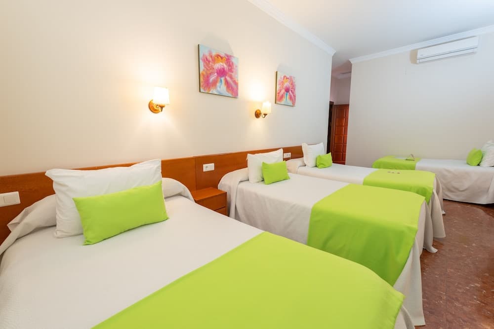 Hotel Romerito — 4