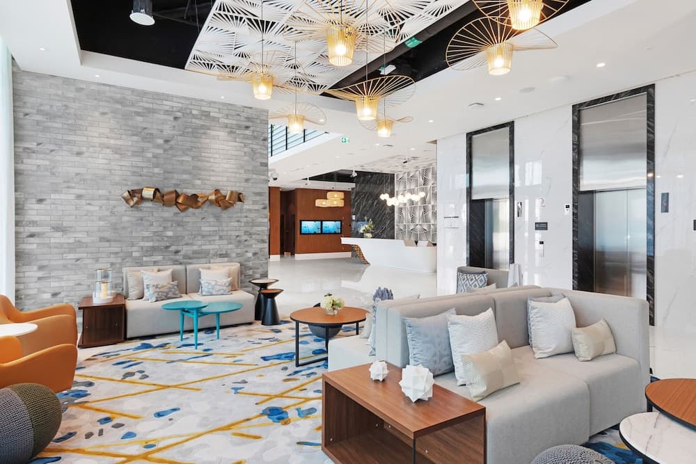 Adagio Premium The Palm — 6