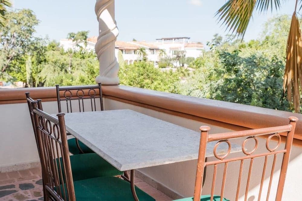 Landclub Entspannende Suite Pool — 22