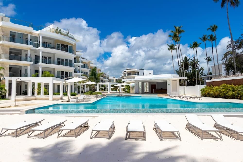 Stylish 3-bedroom Apartment Near the Bavaro Beach — 12
