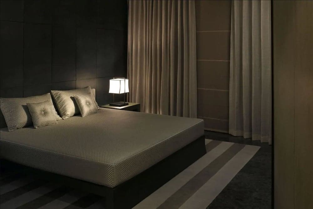 Armani Hotel Dubai, Burj Khalifa — 30