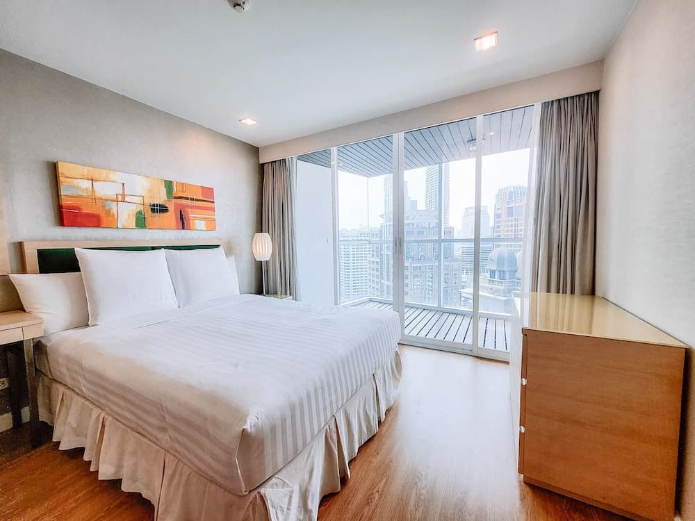 Urbana Langsuan Hotel — 15