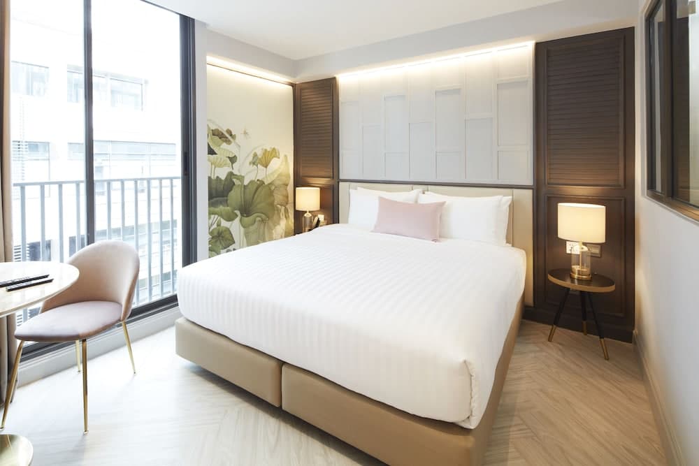 The Quarter Ploenchit by UHG — 12