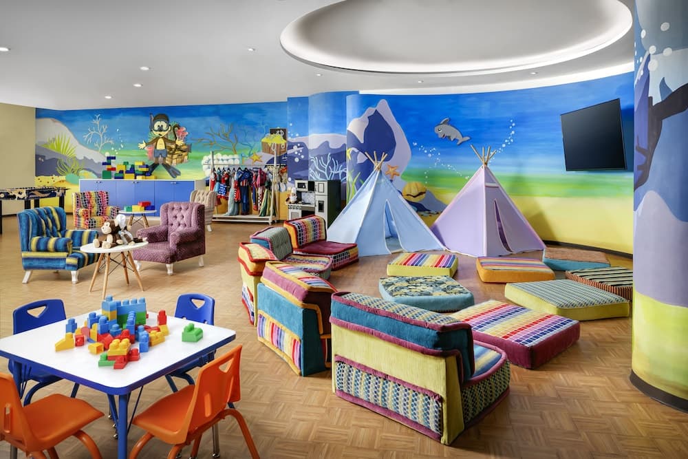Ambassador at Grand Velas All Inclusive — 22