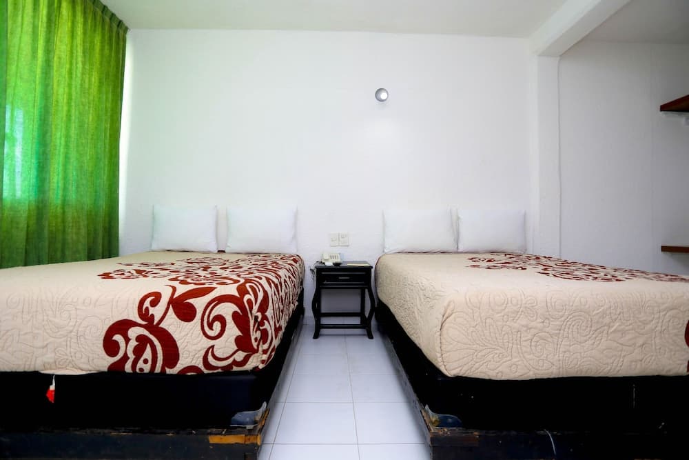 Hotel Maria de Lourdes Cancun — 12