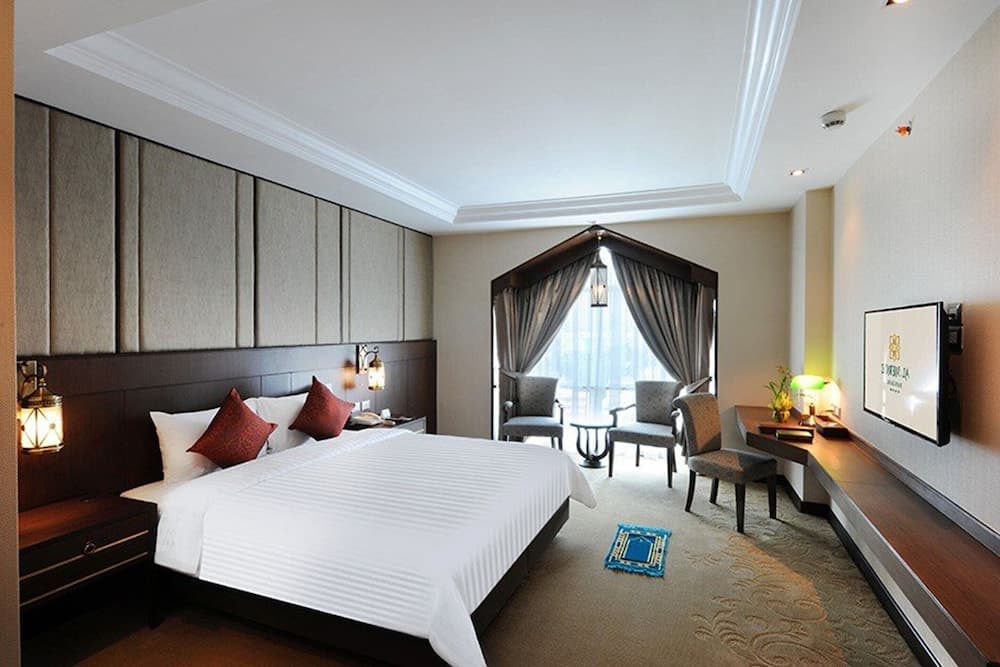 Al Meroz Bangkok — 22