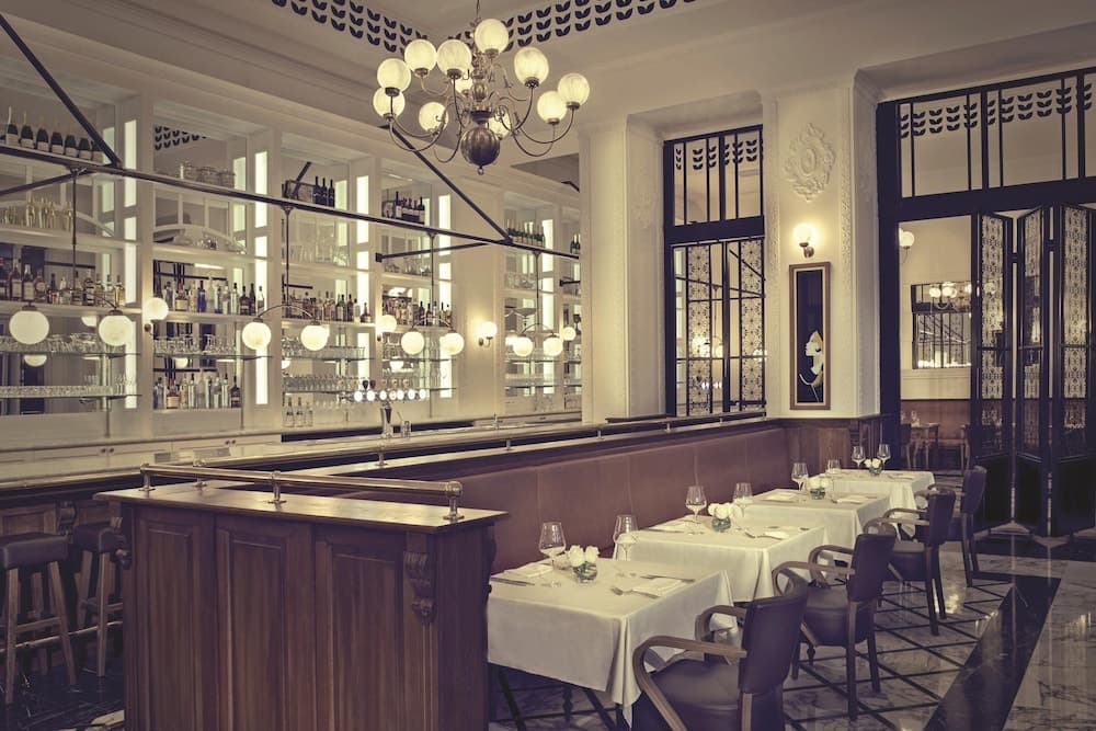 The Ritz-Carlton, Dubai International Financial Centre — 17