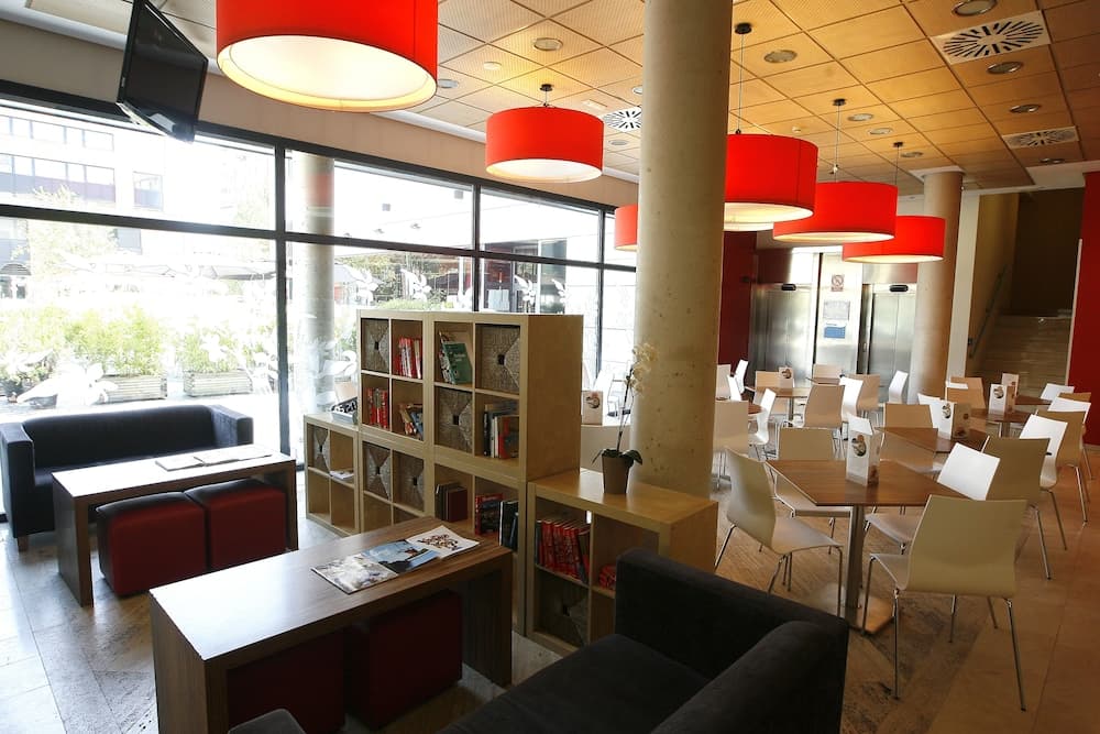 Travelodge Madrid Torrelaguna — 27